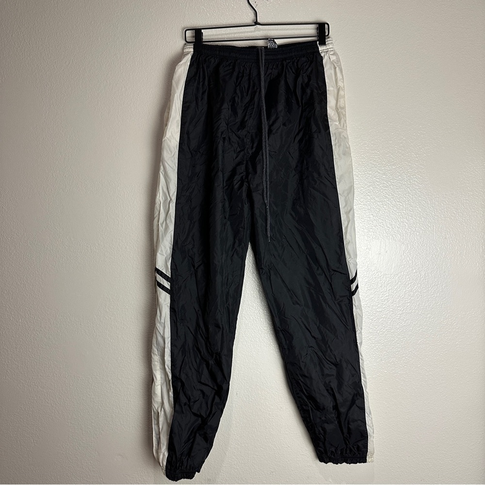Sports Windbreaker Pants Size Large